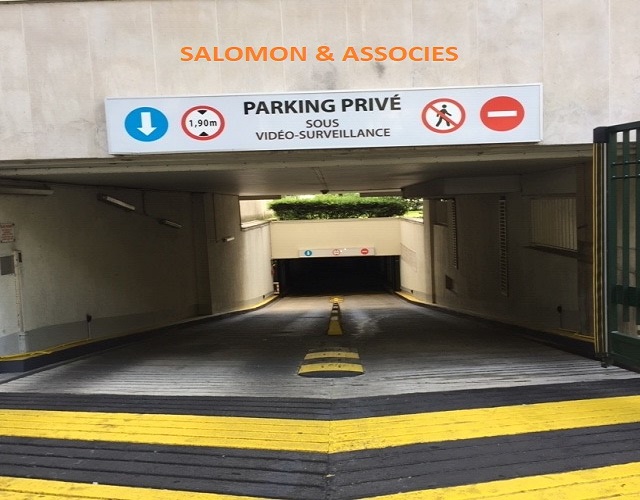 75010 – PARIS – EMPLACEMENT PARKING QUAI DE JEMMAPES